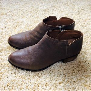 Lucky Brand Booties !